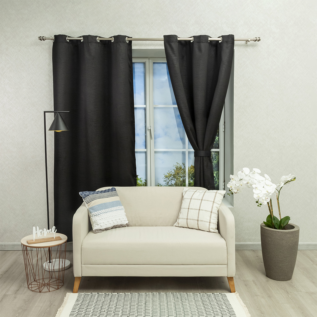 44Cortina Black Out Anti-Luz Baltica Negra