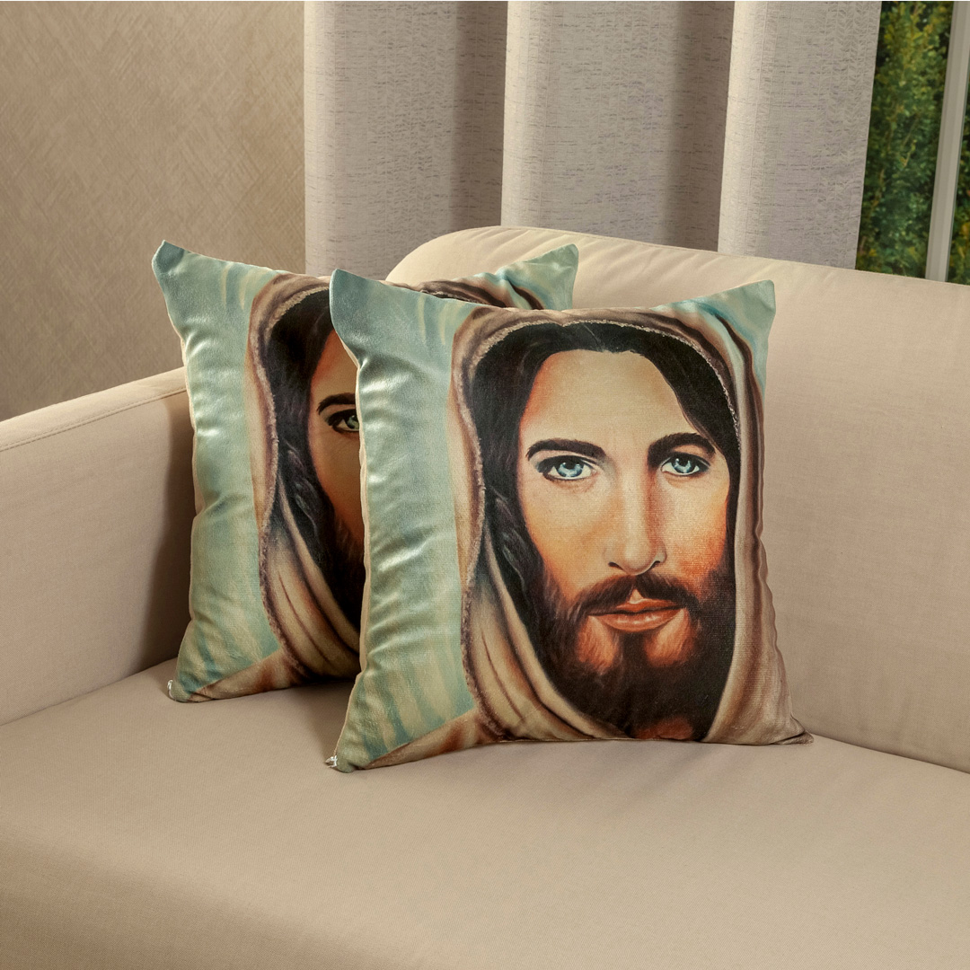 44Cojines Jardín del Edén Mirada De Jesús