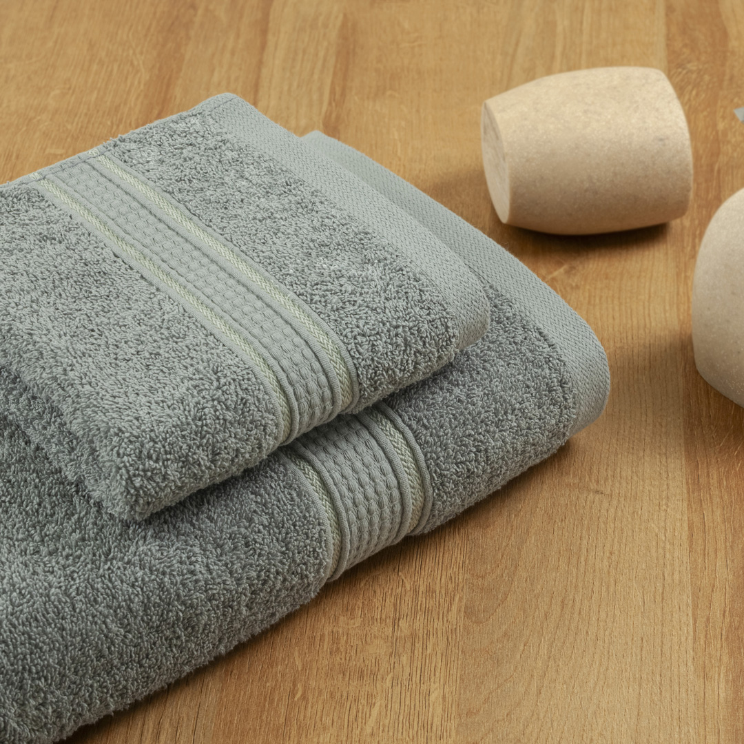 44Toalla Senda 550g Gris Concreto