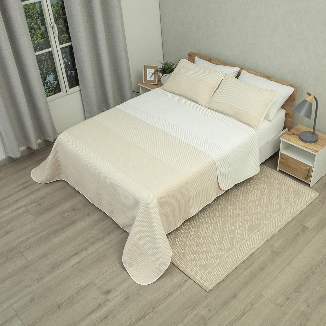 44Cubrelecho Prensado Doble Faz Trama Puntos sobre Arena