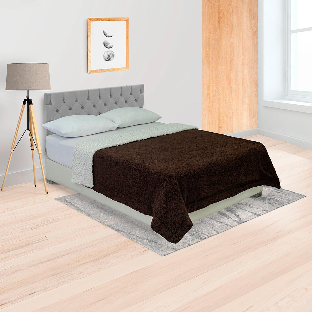 44   COBIJA TWIST 250 GRAMOS DOBLE FAZ GRIS X OVEJERO CAFÉ 